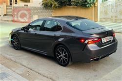 تۆیۆتا کامری